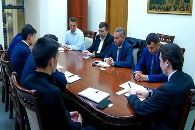  ÖZBEKISTAN VE TÜRK ŞIRKETLERI ORTAK YATIRIM PROJELERININ GELECEĞINI GÖRÜŞTÜ